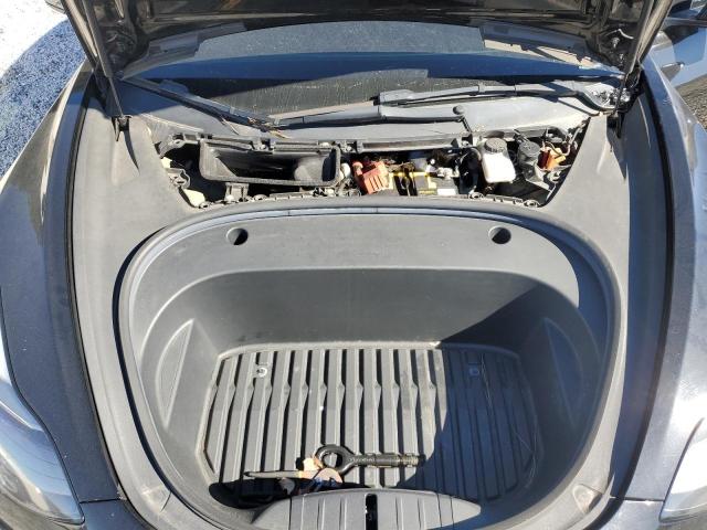 Фото 11 - TESLA MODEL 3