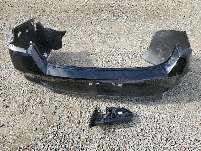 Фото 12 - HYUNDAI ELANTRA