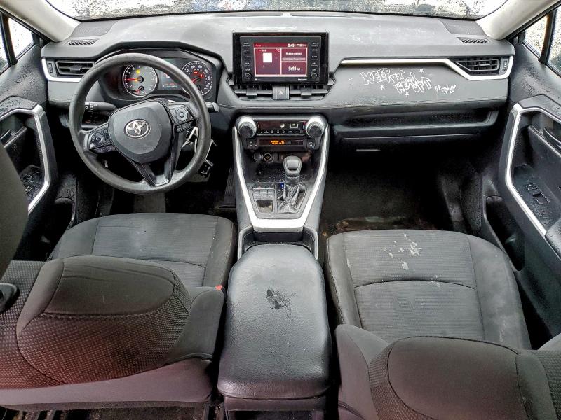 Фото 8 - TOYOTA RAV4