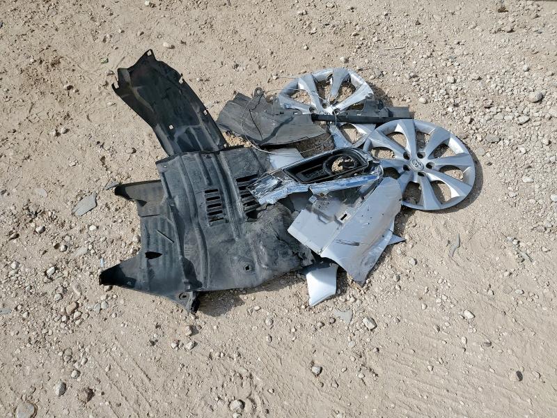 Фото 12 - TOYOTA COROLLA