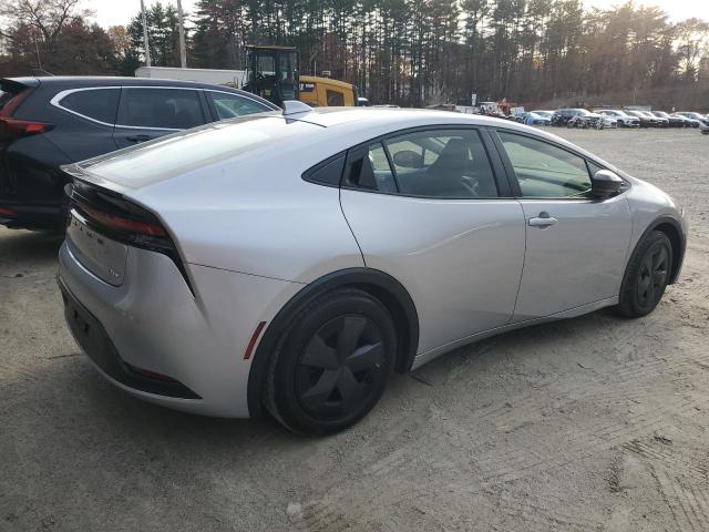 Фото 3 - TOYOTA PRIUS