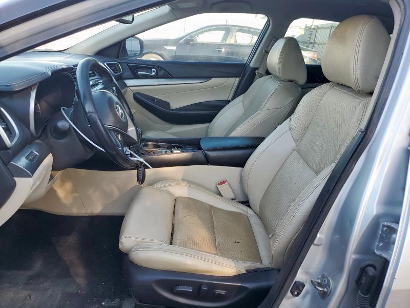 Фото 7 - NISSAN MAXIMA