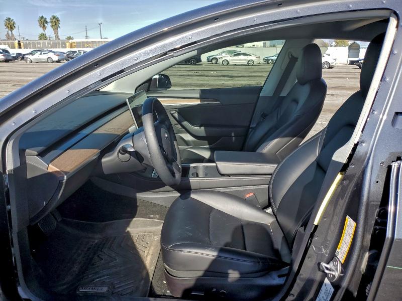 Фото 7 - TESLA MODEL 3