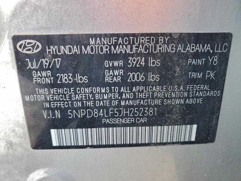 Фото 12 - HYUNDAI ELANTRA