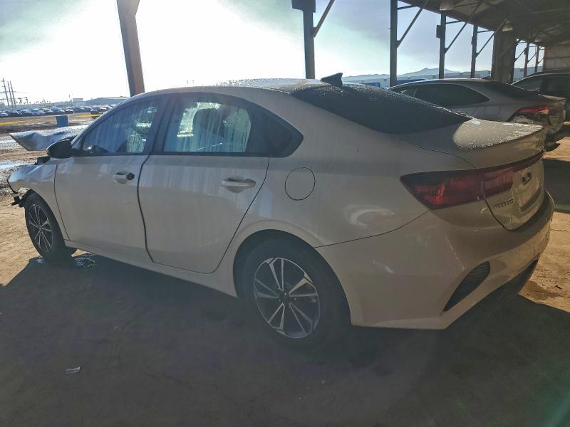 Фото 2 - KIA FORTE