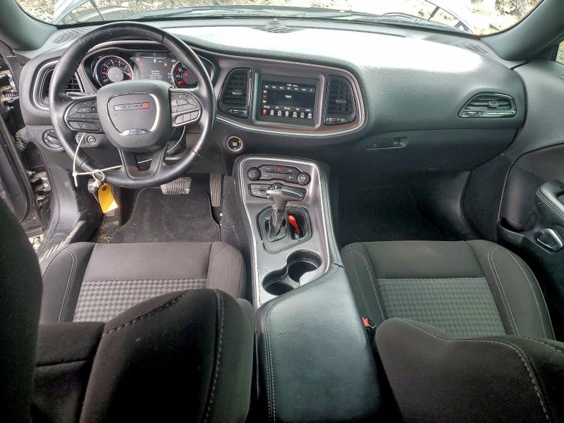 Фото 8 - DODGE CHALLENGER