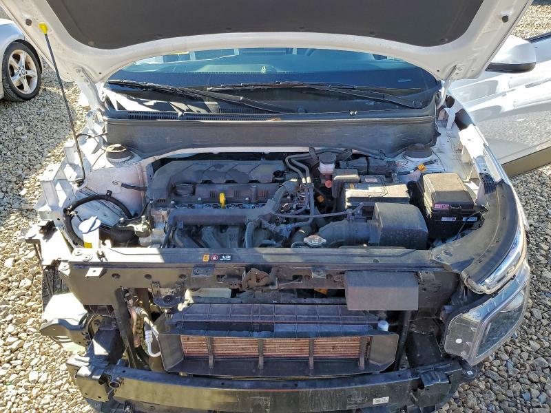 Фото 12 - HYUNDAI VENUE