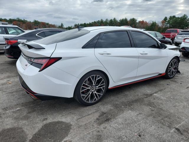 Фото 3 - HYUNDAI ELANTRA