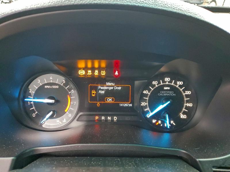 Фото 9 - FORD EXPLORER