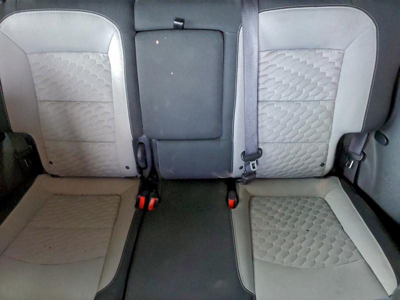 Фото 10 - CHEVROLET EQUINOX