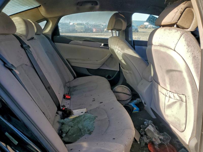 Фото 10 - HYUNDAI SONATA