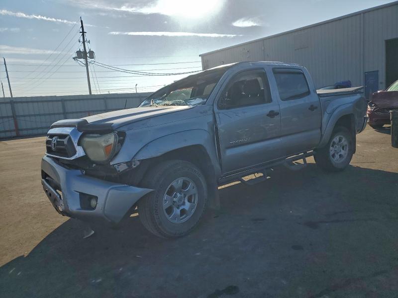Фото 1 - TOYOTA TACOMA