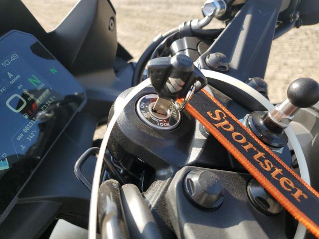 SUZUKI GSX800 F 2025