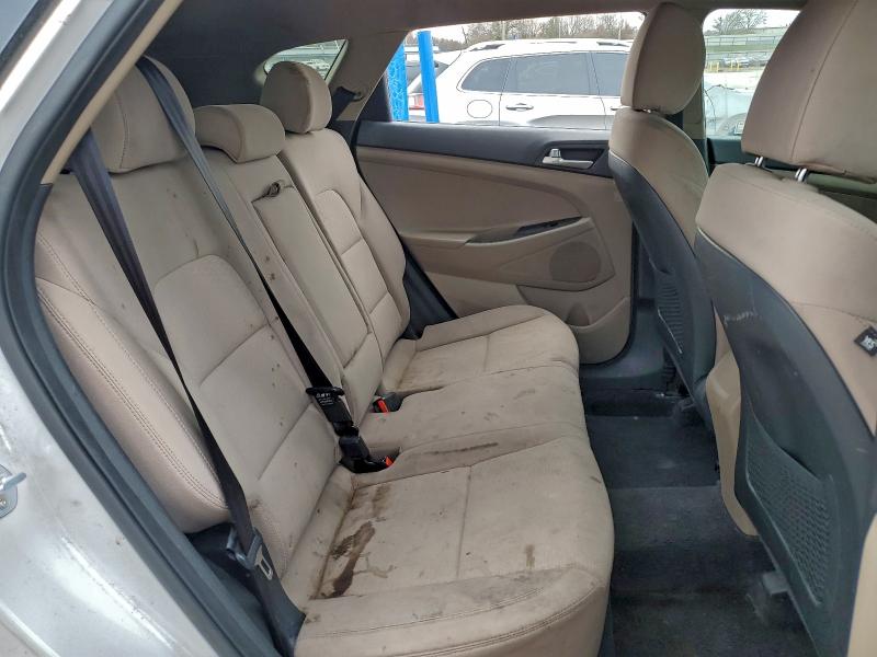 Фото 11 - HYUNDAI TUCSON