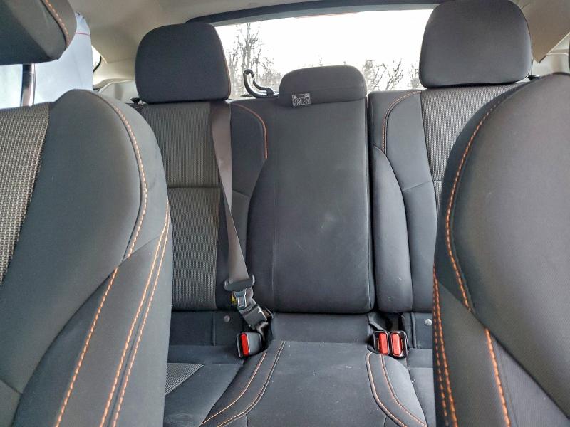 Фото 10 - SUBARU CROSSTREK