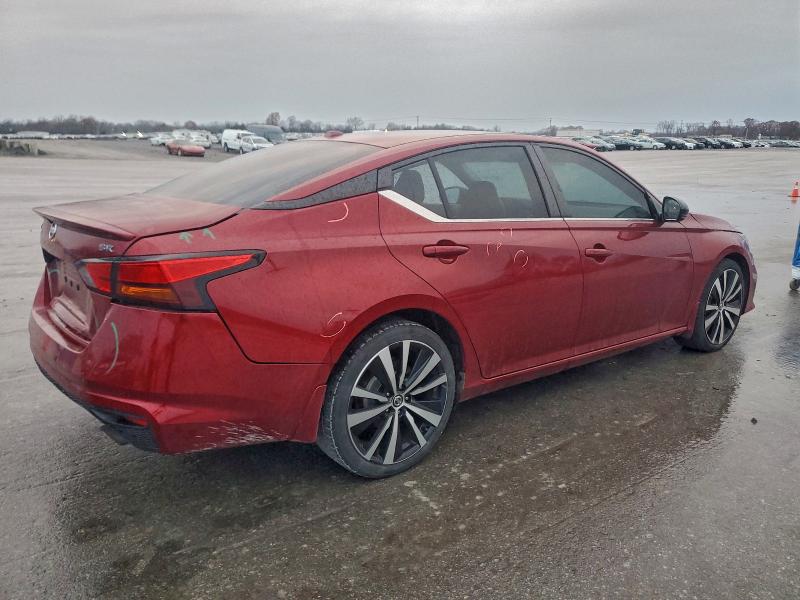 Фото 3 - NISSAN ALTIMA