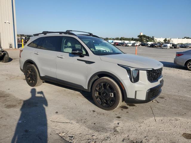 Фото 4 - KIA SORENTO