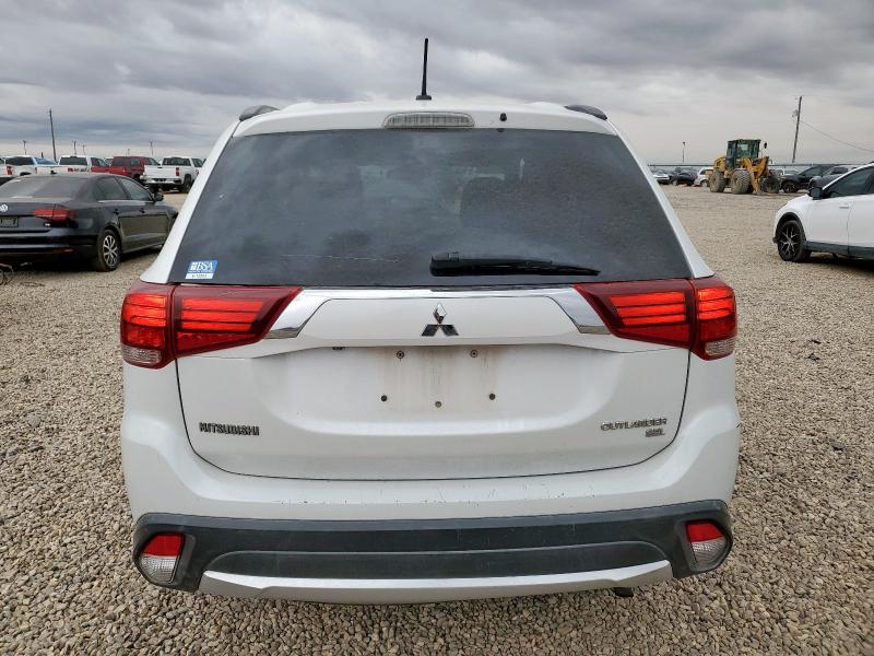 Фото 6 - MITSUBISHI OUTLANDER