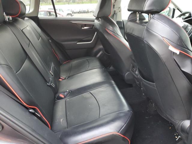 Фото 10 - TOYOTA RAV4