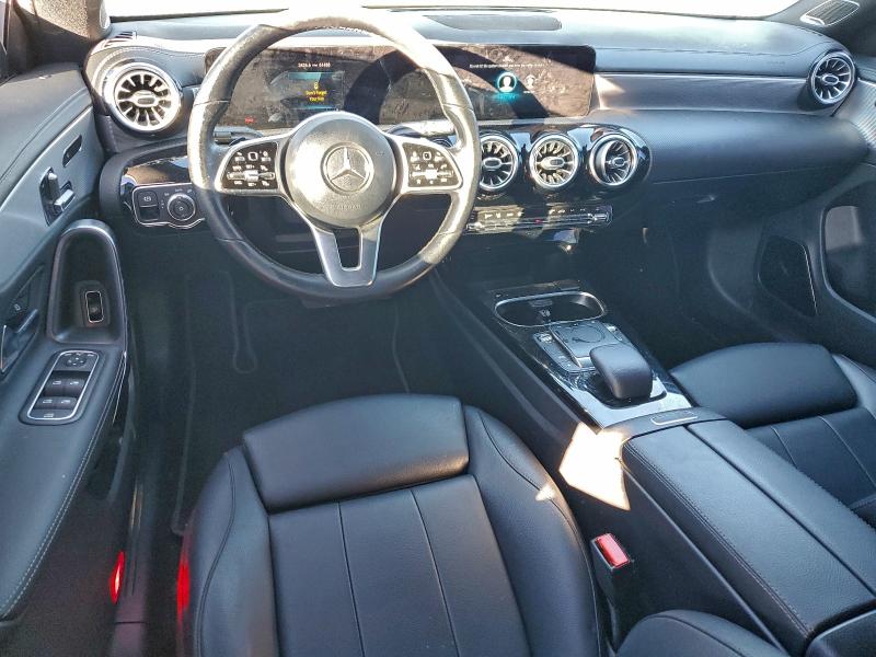 Фото 8 - MERCEDES-BENZ CLA-CLASS