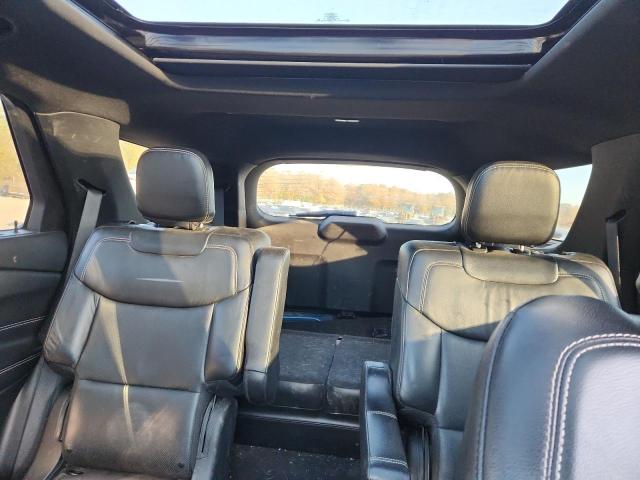 Фото 10 - FORD EXPLORER