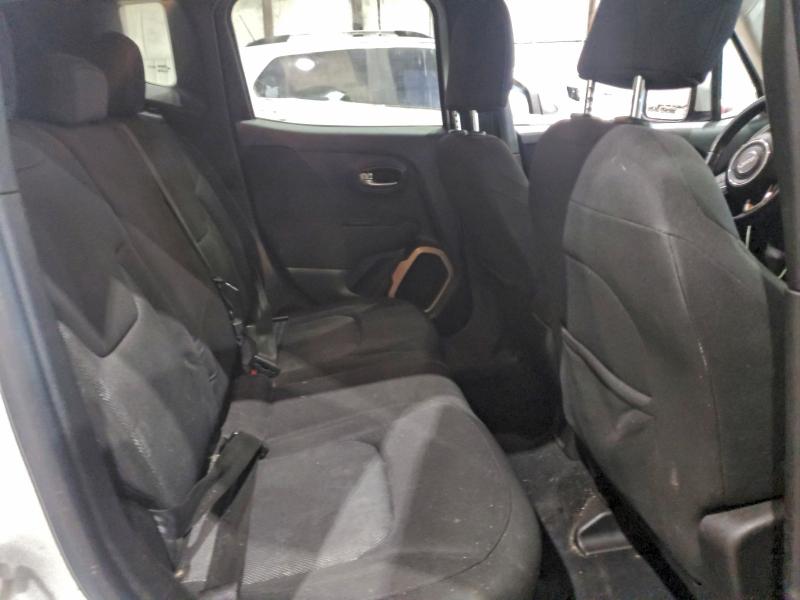 Фото 10 - JEEP RENEGADE