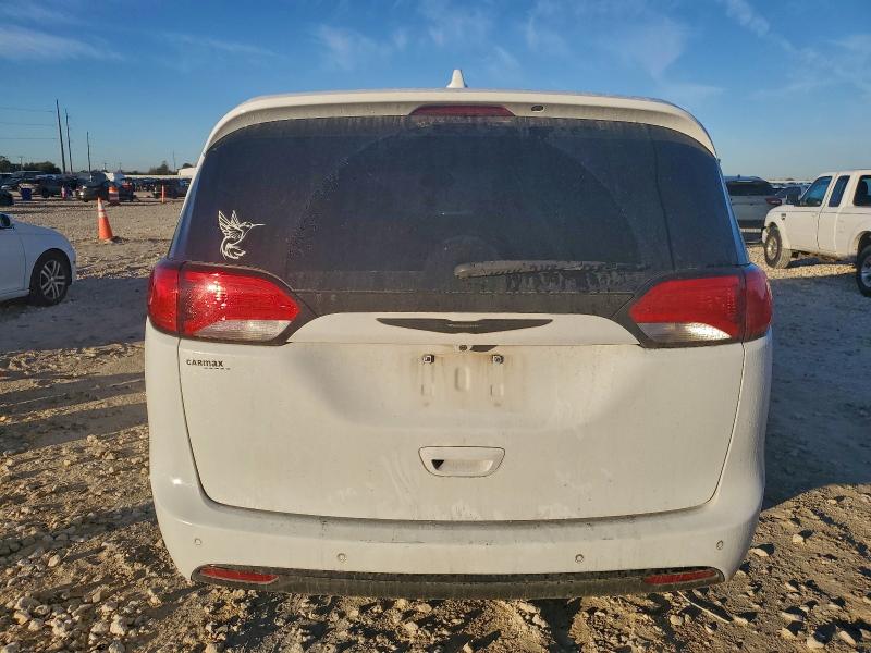 Фото 6 - CHRYSLER PACIFICA