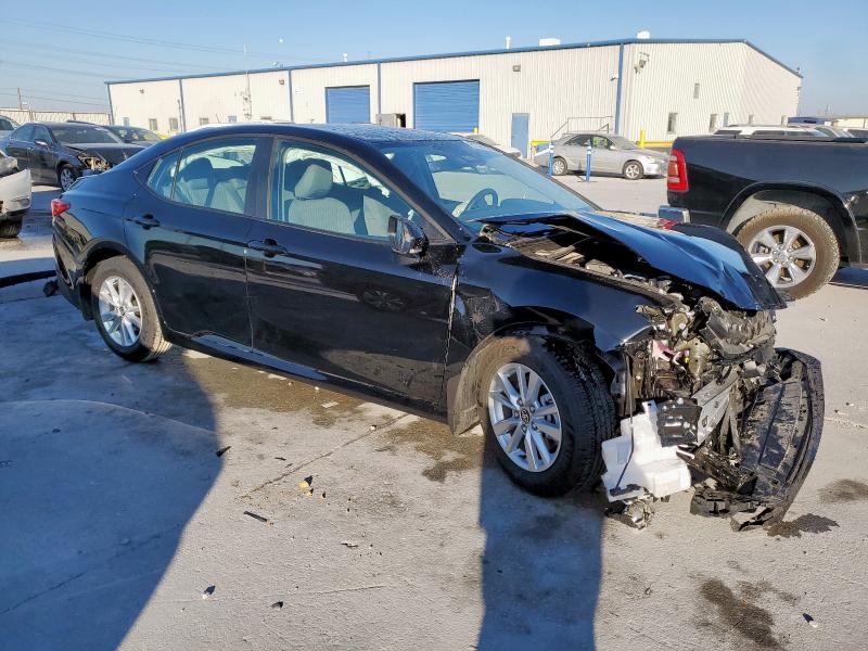 Фото 4 - TOYOTA CAMRY