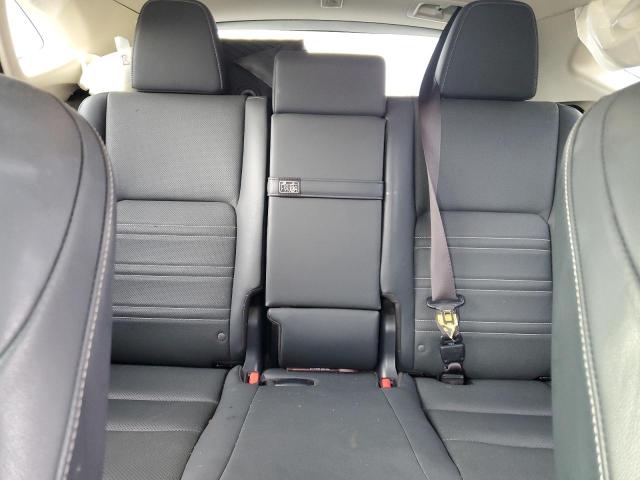 Фото 10 - LEXUS NX