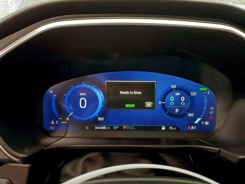 Фото 9 - FORD ESCAPE