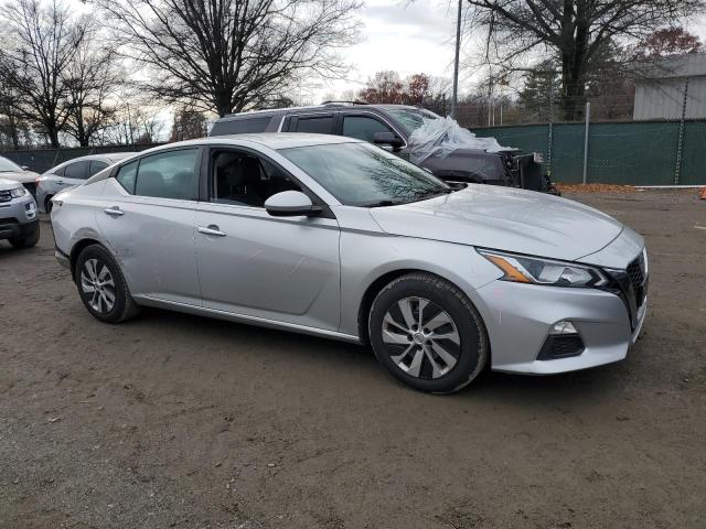 Фото 4 - NISSAN ALTIMA