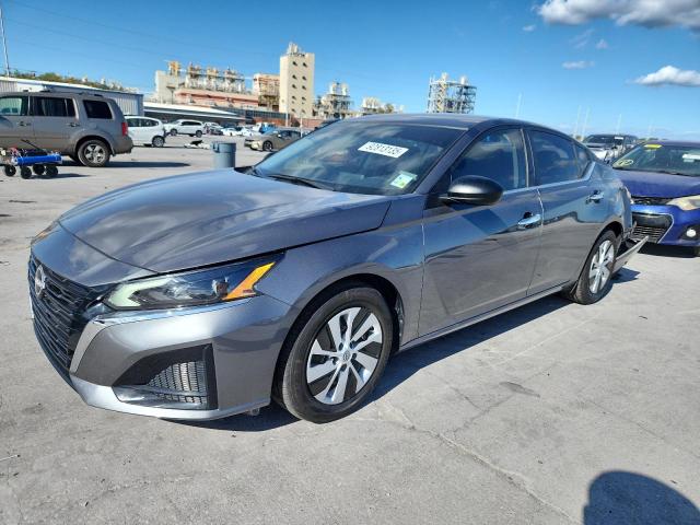 Фото 1 - NISSAN ALTIMA