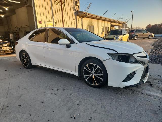 Фото 4 - TOYOTA CAMRY