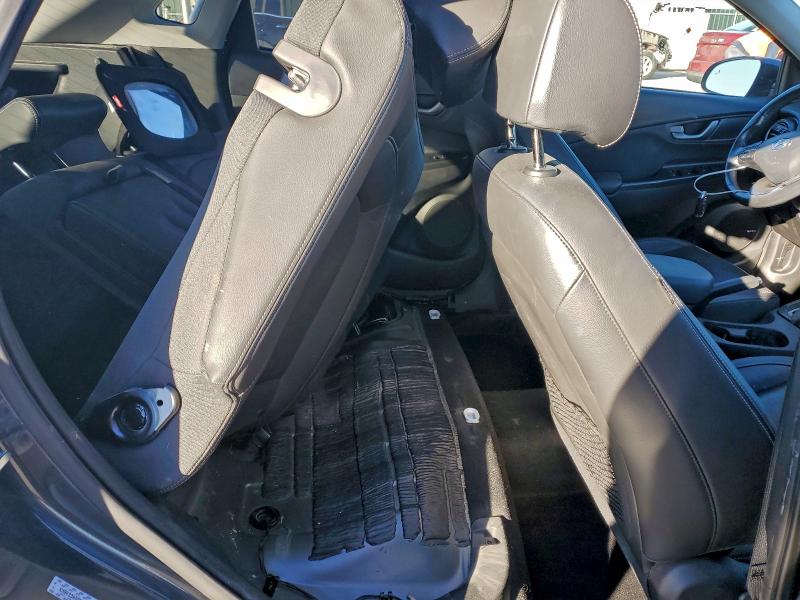 Фото 11 - HYUNDAI KONA