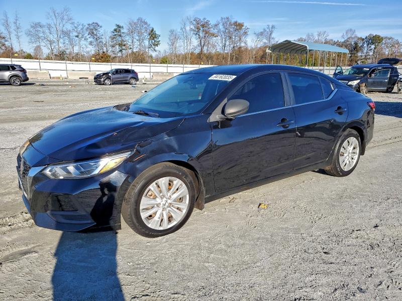 Фото 1 - NISSAN SENTRA