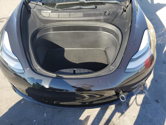 Фото 11 - TESLA MODEL 3