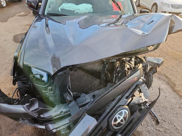 Фото 11 - TOYOTA TACOMA