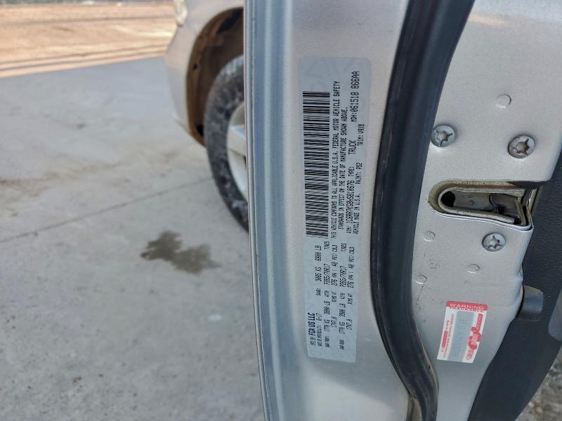 Фото 12 - RAM 1500