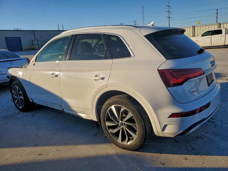 Фото 2 - AUDI Q5