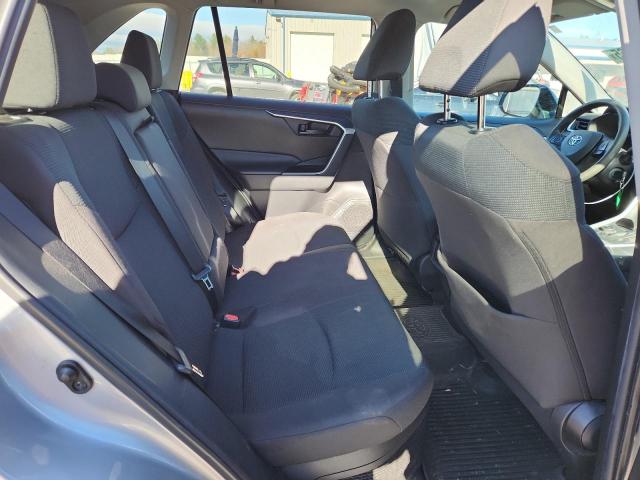 Фото 10 - TOYOTA RAV4