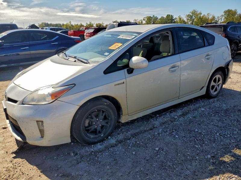 Фото 1 - TOYOTA PRIUS