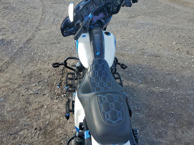 HARLEY-DAVIDSON FLHXS 2021