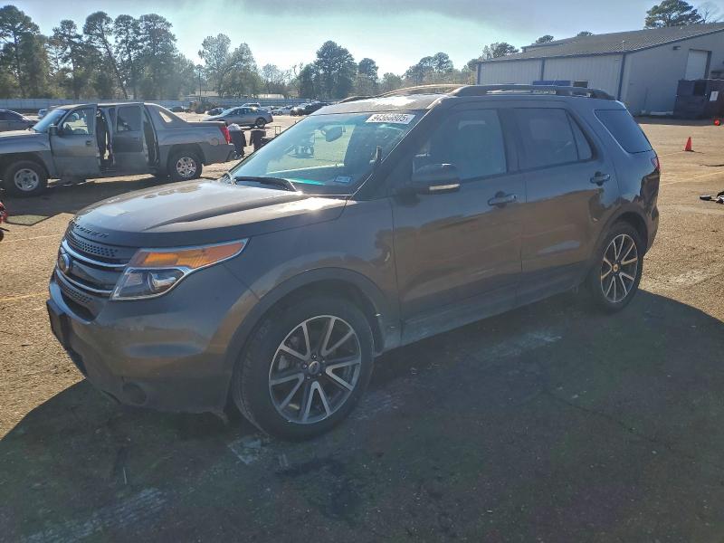 Фото 1 - FORD EXPLORER