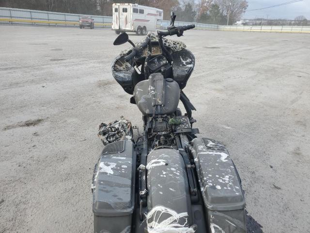 HARLEY-DAVIDSON FL 2022