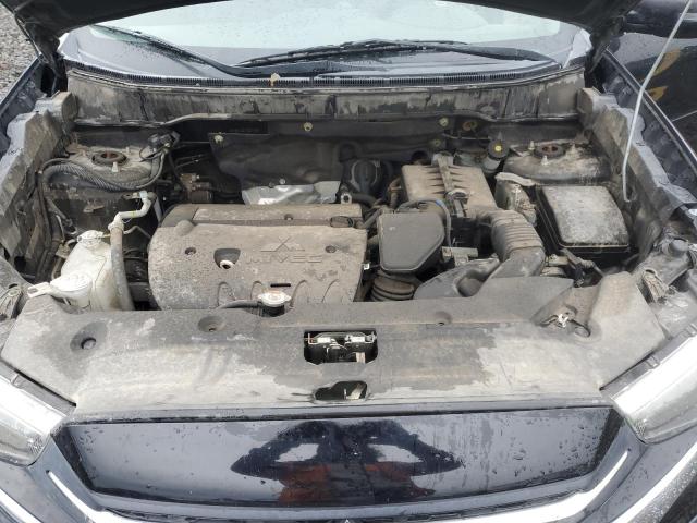 Фото 12 - MITSUBISHI OUTLANDER