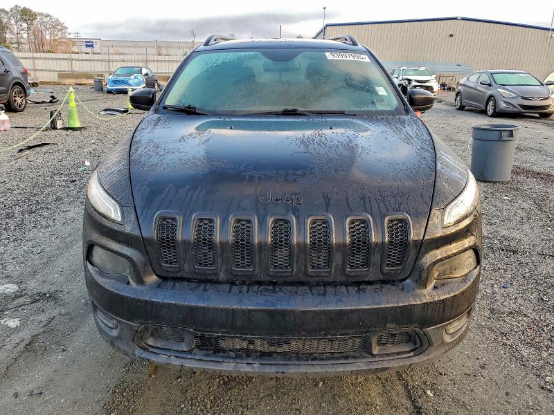 Фото 5 - JEEP GRAND CHER