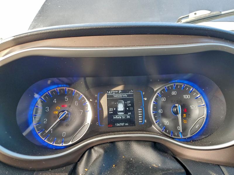 Фото 9 - CHRYSLER MINIVAN