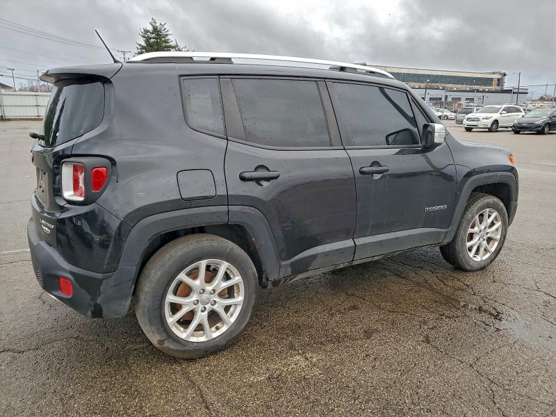 Фото 3 - JEEP RENEGADE