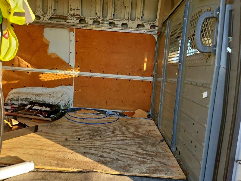 Фото 10 - NISSAN NV