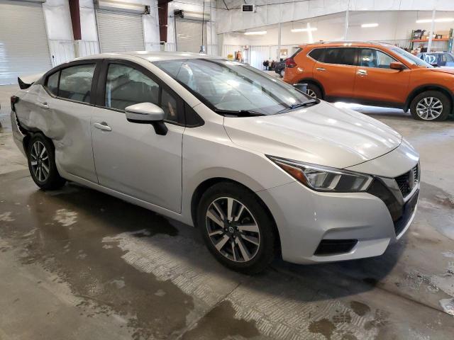 Фото 4 - NISSAN VERSA